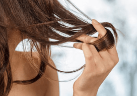 Yazın Kuru Etkilerine Karşı Doğal İçerikli Saç Bakımı